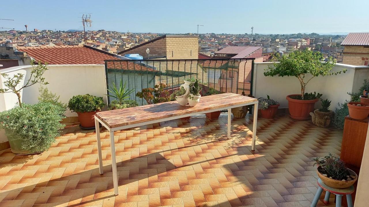La Mansarda Dello Scultore Niscemi Kültér fotó